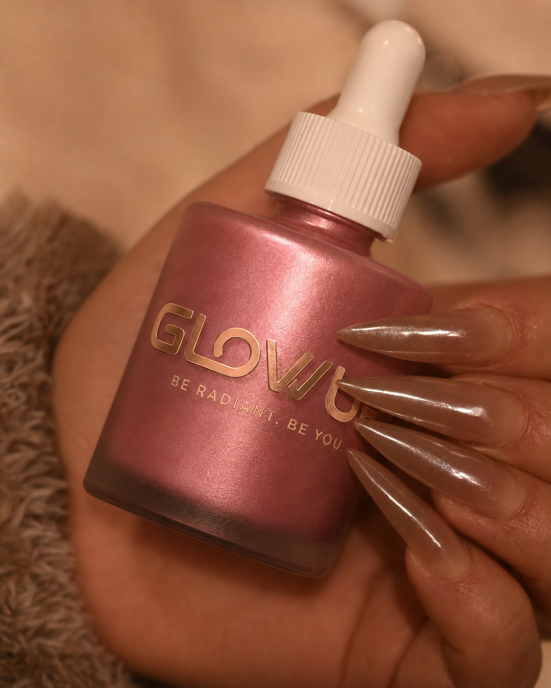 Glow Up Liquid Highlighter Pink Glow